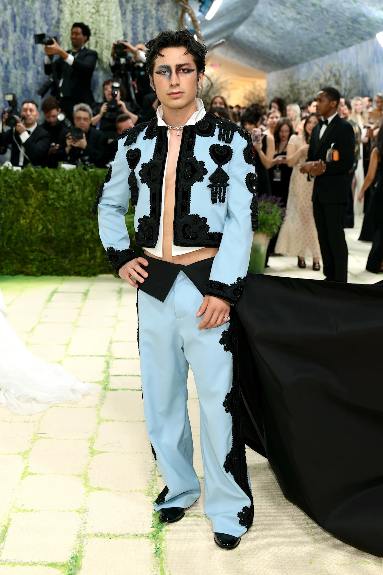Hudson Williams asiste a la Met Gala 2026 
